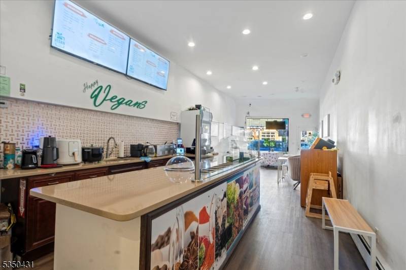 Don't miss this rare opportunity to own a well established vegan fast food restaurant in the heart of Clifton, NJ !