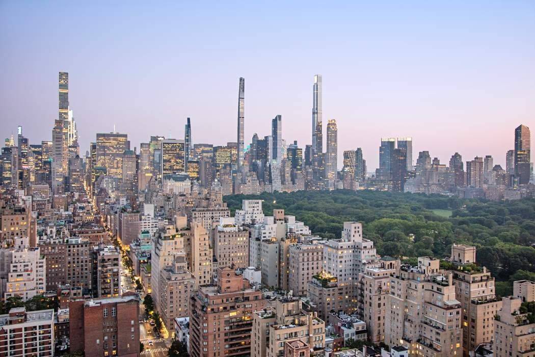 The quintessential Manhattan penthouse is a splendid duplex atop the iconic Carlyle Hotel.