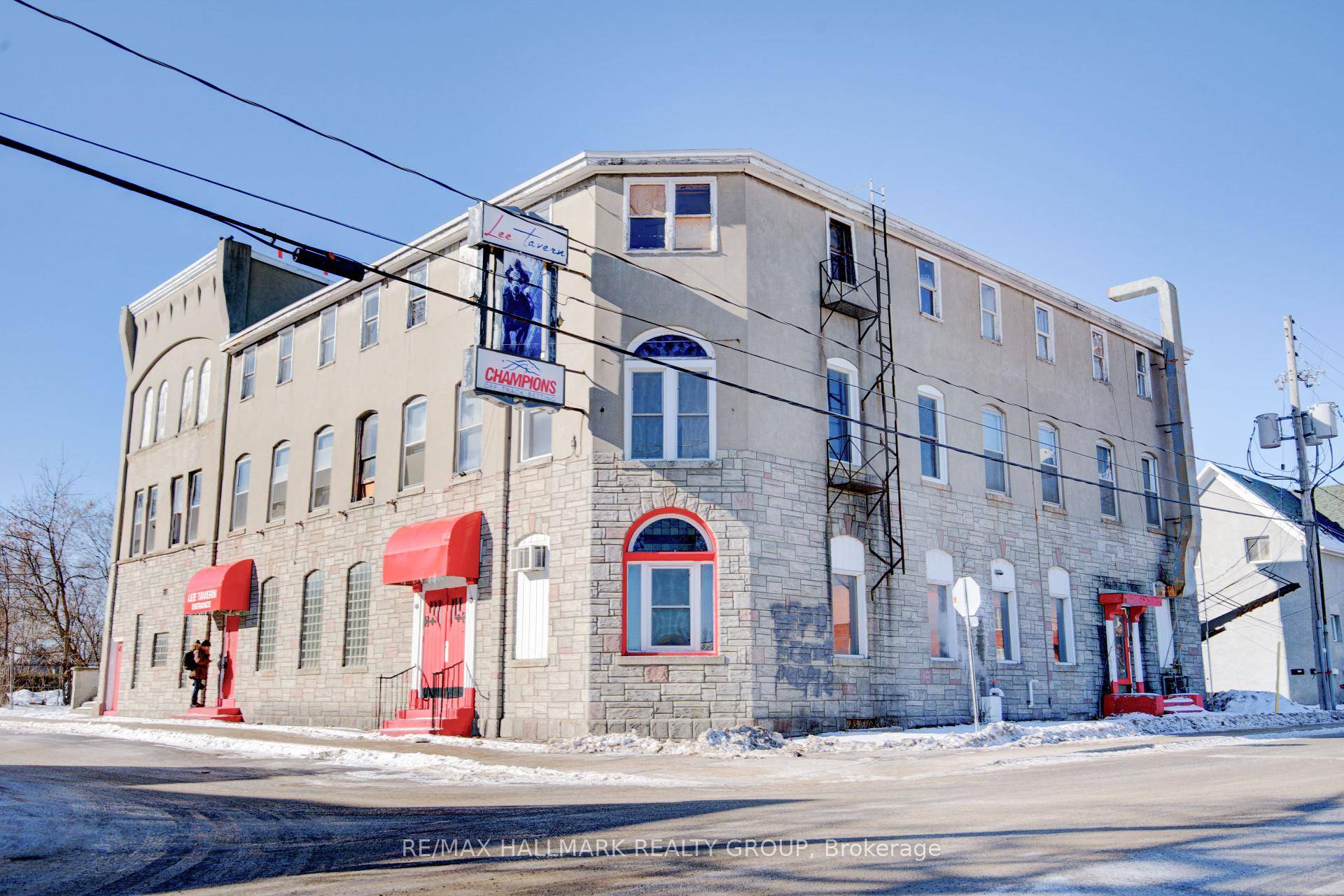 Seize this incredible opportunity to be part of Smiths Falls' exciting growth with this massive building spanning three stories, located directly across from the train station with high visibility, ample ...