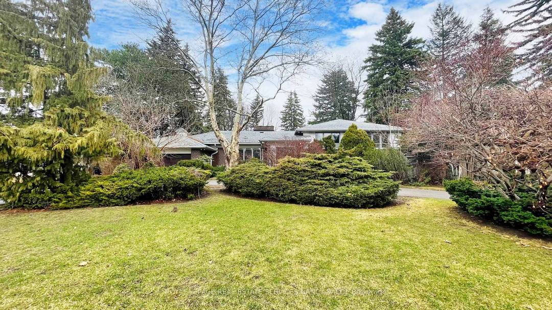 Exceptional Opportunity On A Premium 163 X 150 Ft Lot In Prestigious Bayview amp ; York Mills !