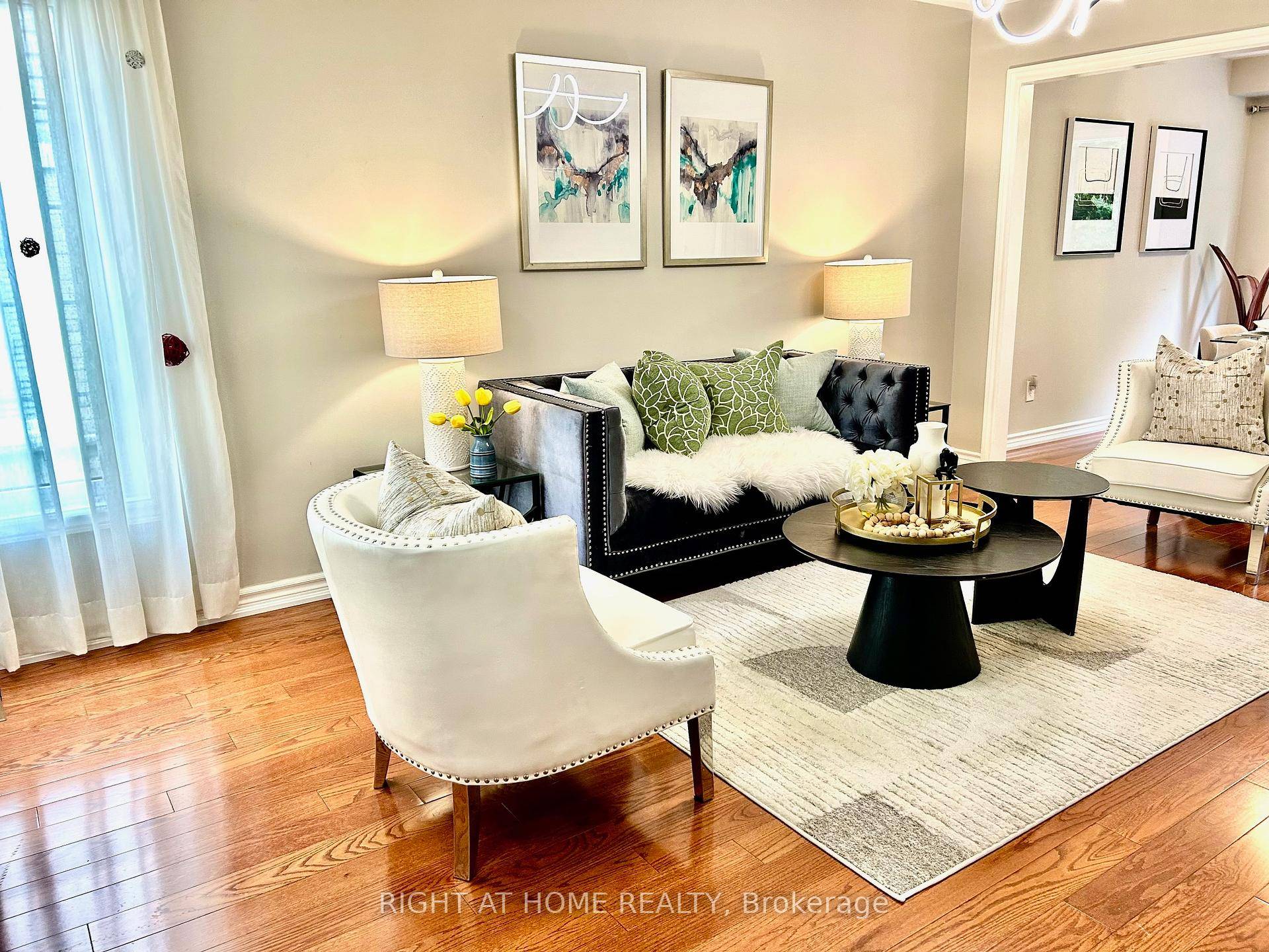Beautiful Executive End Unit Townhouse Tucked Away In A Highly Sought After Complex.