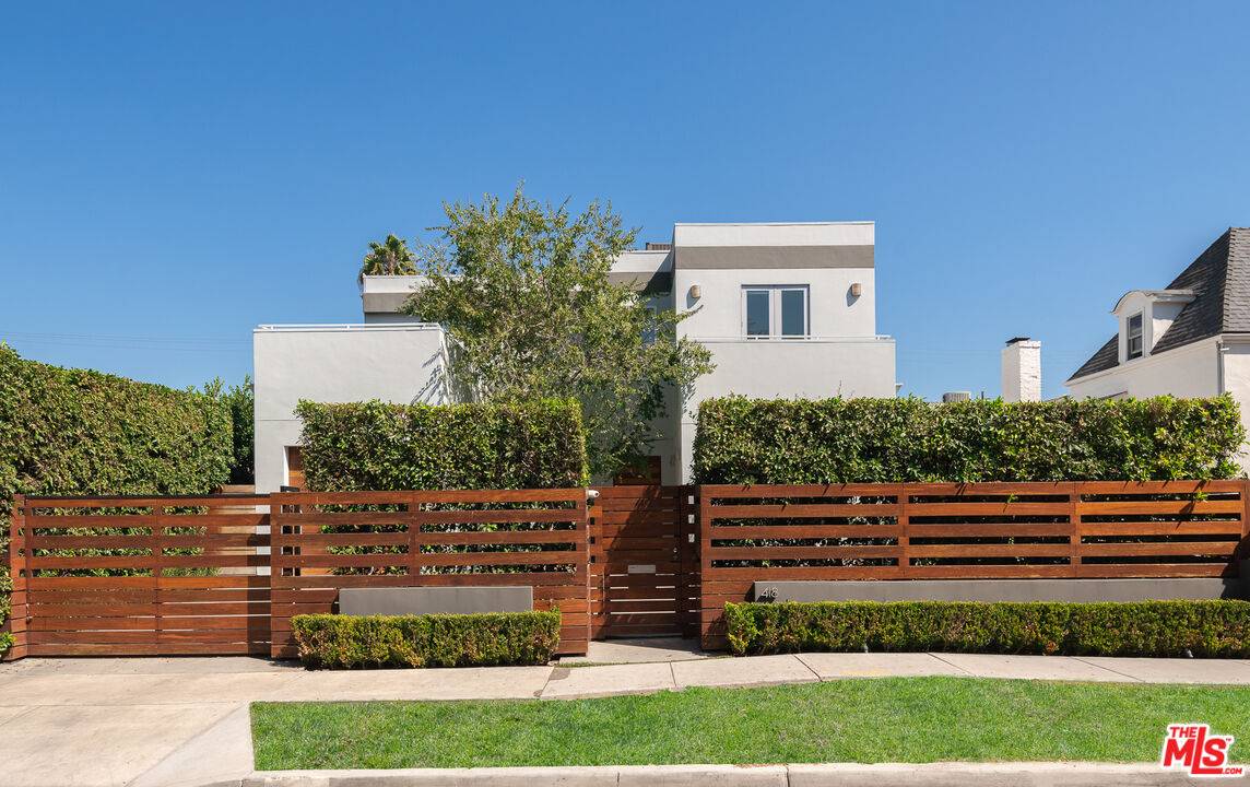 418 Huntley Dr, West Hollywood, CA, 90048 3 BR for rent, rentals