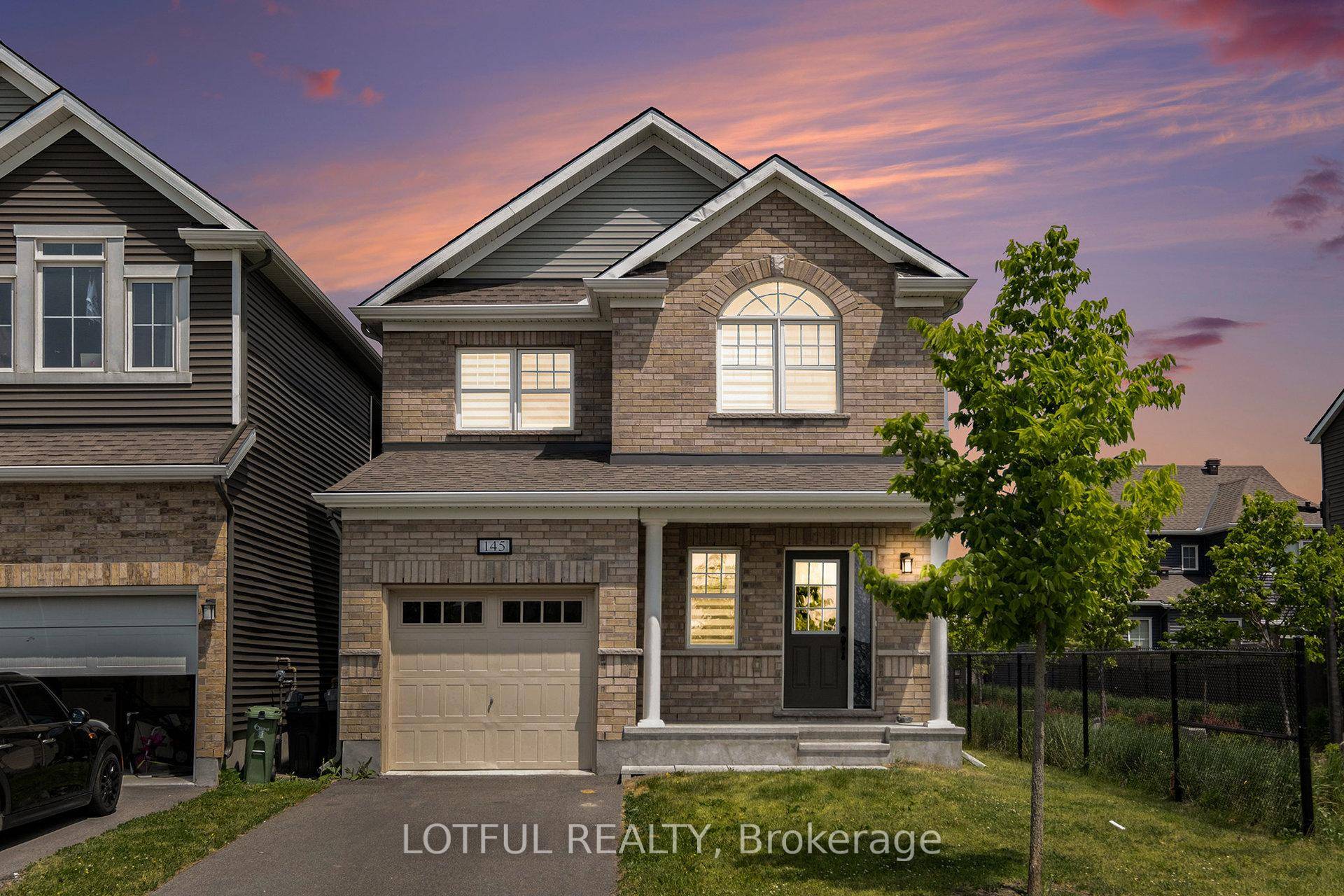 Welcome to this beautifully built single family home in the highly sought after community of Half Moon Bay, Barrhaven.