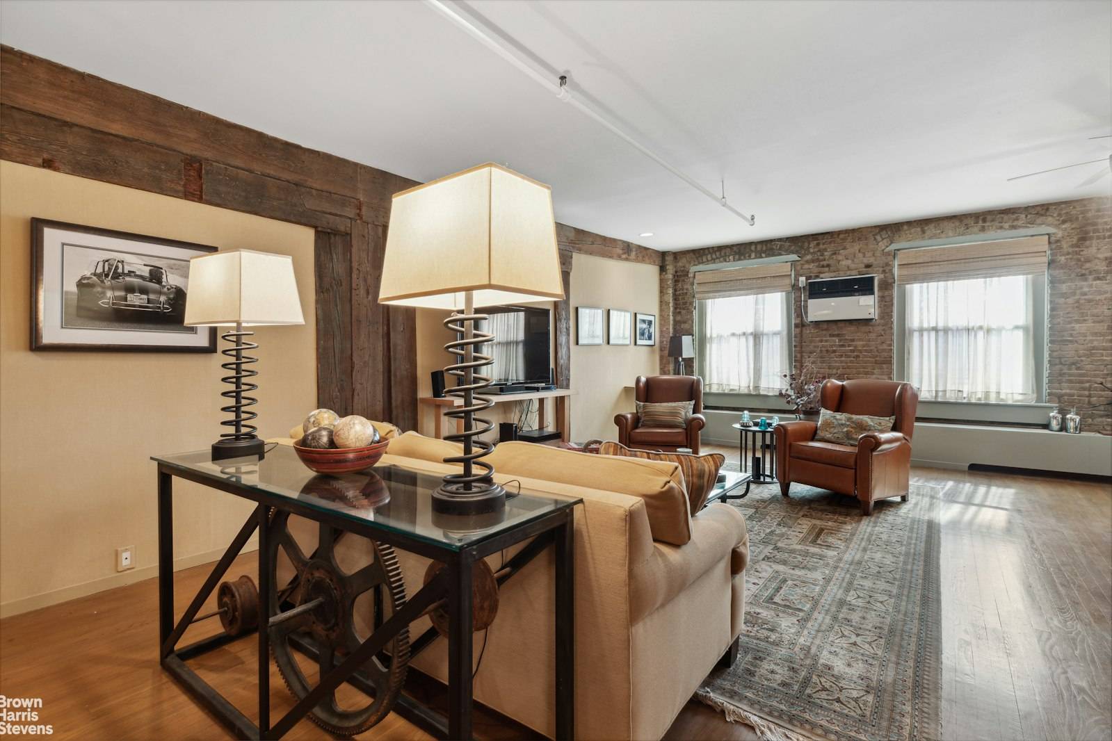 Welcome to Unit 4E, 407 East 91st Street a grand residence exuding charm, sophistication, and the soul of a downtown loft situated in the heart of the city !