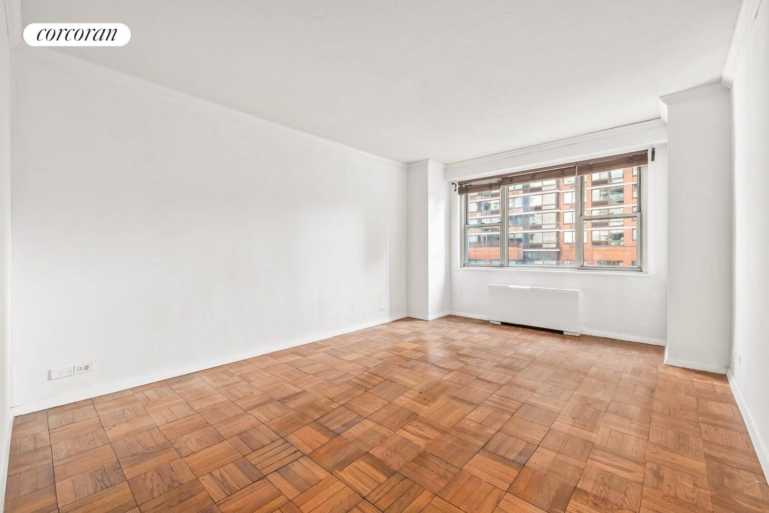 BRING YOUR CONTRACTOR ESTATE SALE Welcome to 300 East 40th Street 7P !