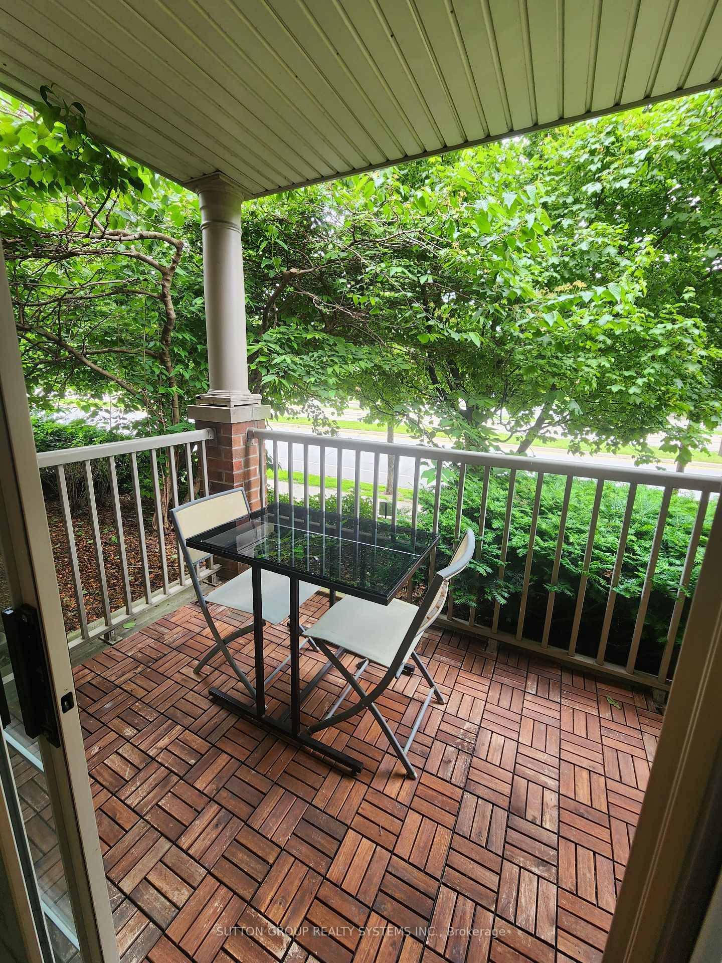 Rare opportunity to lease a fully furnished studio condo townhome in a highly desirable location !