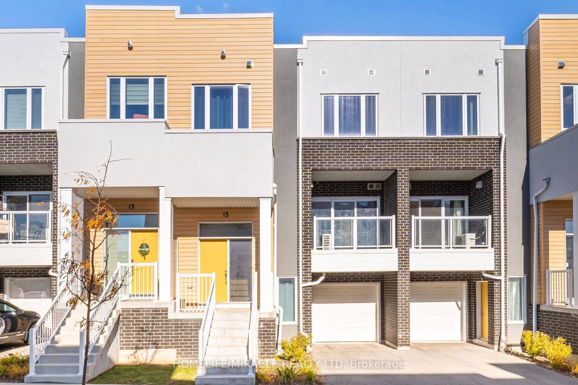 ! ! Absolutely Gorgeous Townhome 1800 Sq.