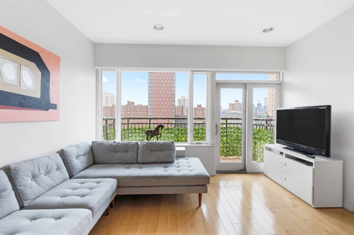 Welcome home to beautiful 189 Bridge Street, 9C.