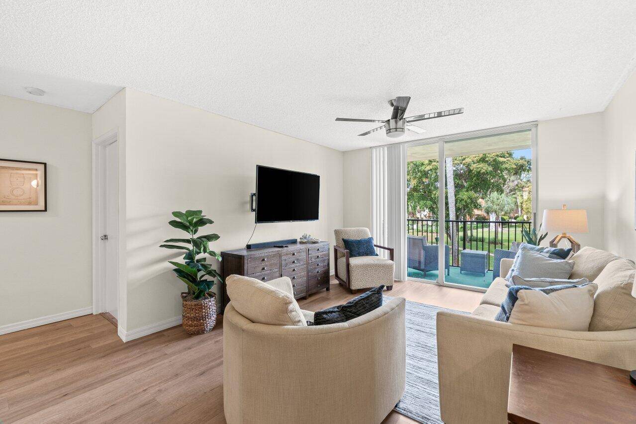 Price to sell, this 2BR 2BA condo is located in the heart of the community, on the second floor and offering a quiet private garden view.
