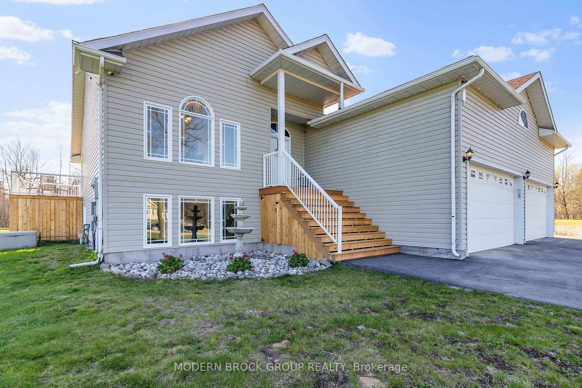 Situated on a large private lot at the end of a quiet cul de sac, this property offers space, comfort, and all the extras including a hot tub, patio, spacious ...