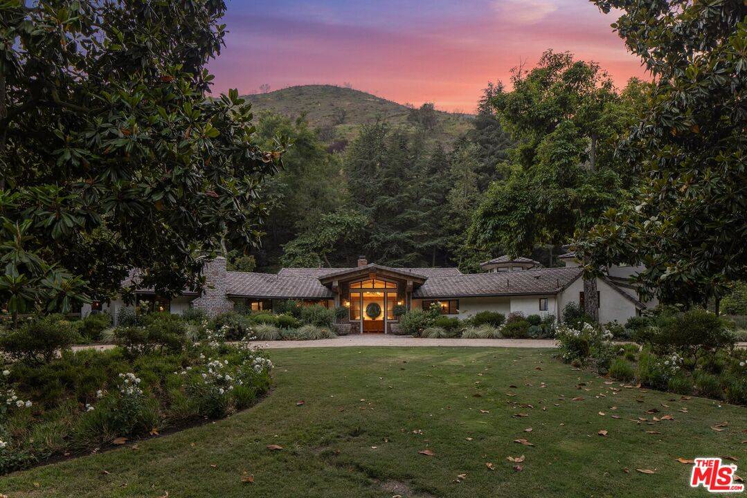 3099   Mandeville Canyon Rd 9BR Brentwood La