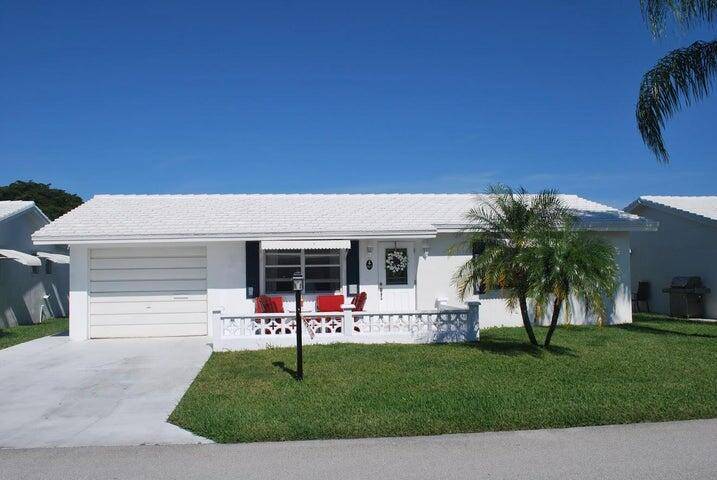 BEAUTIFUL BEACH HOME, 2 BEDROOMS AND 2 BATHROOM, TILED AND RECENTLY PAINTED THROUGHOUT, ROOF REPLACED 2019, NEW ELECTRIC PANEL, NEW HOT WATER HEATER, BEAUTIFUL ; Y FURNISHED IF DESIRED, UPDATED ...