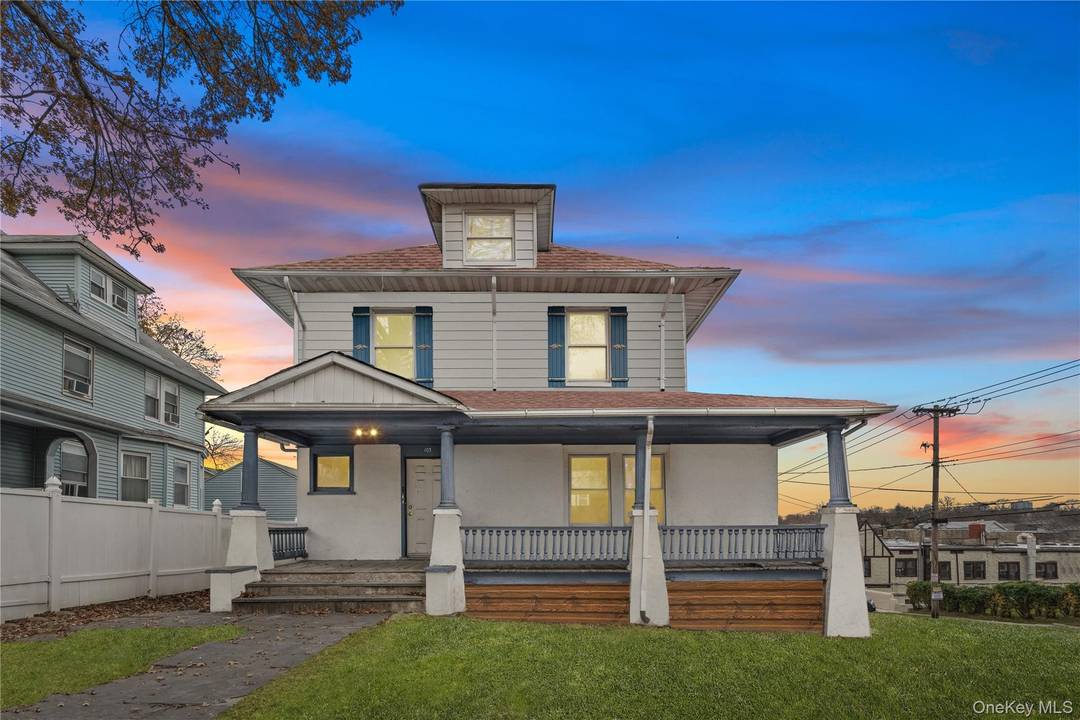 Discover the potential in this classic early 1900s Victorian nestled in one of Mount Vernon s most desirable neighborhoods !