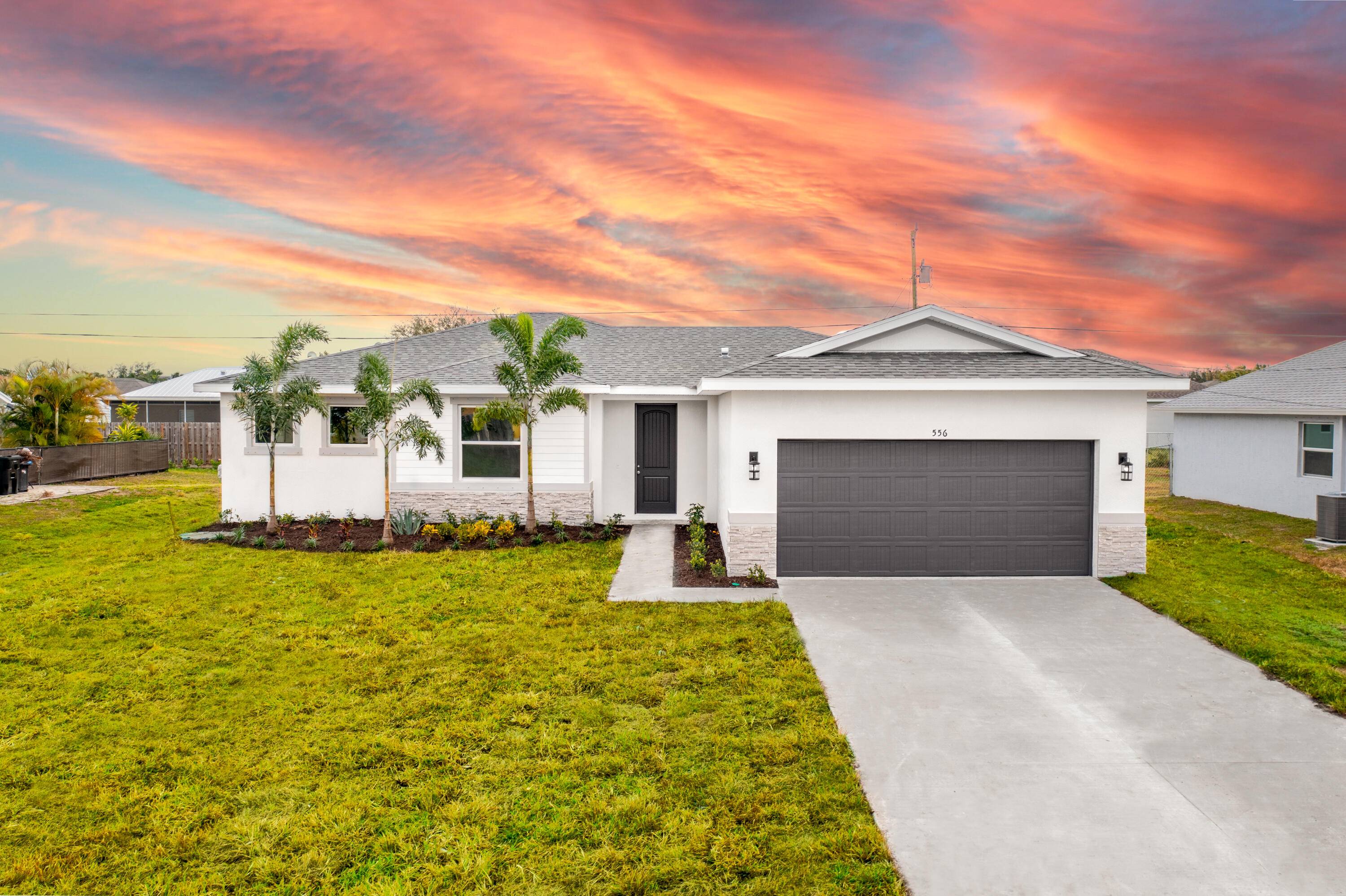 This popular 4 bedroom Seaside model is loaded with upgrades.