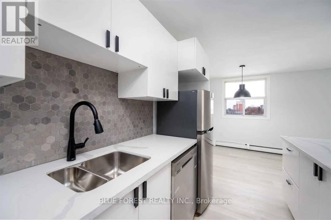 Fantastic Location ! Welcome to this Newly renovated, bright and inviting ALL INCLUSIVE 2 bedroom, 1 bath apartment, offering plenty of natural light throughout.