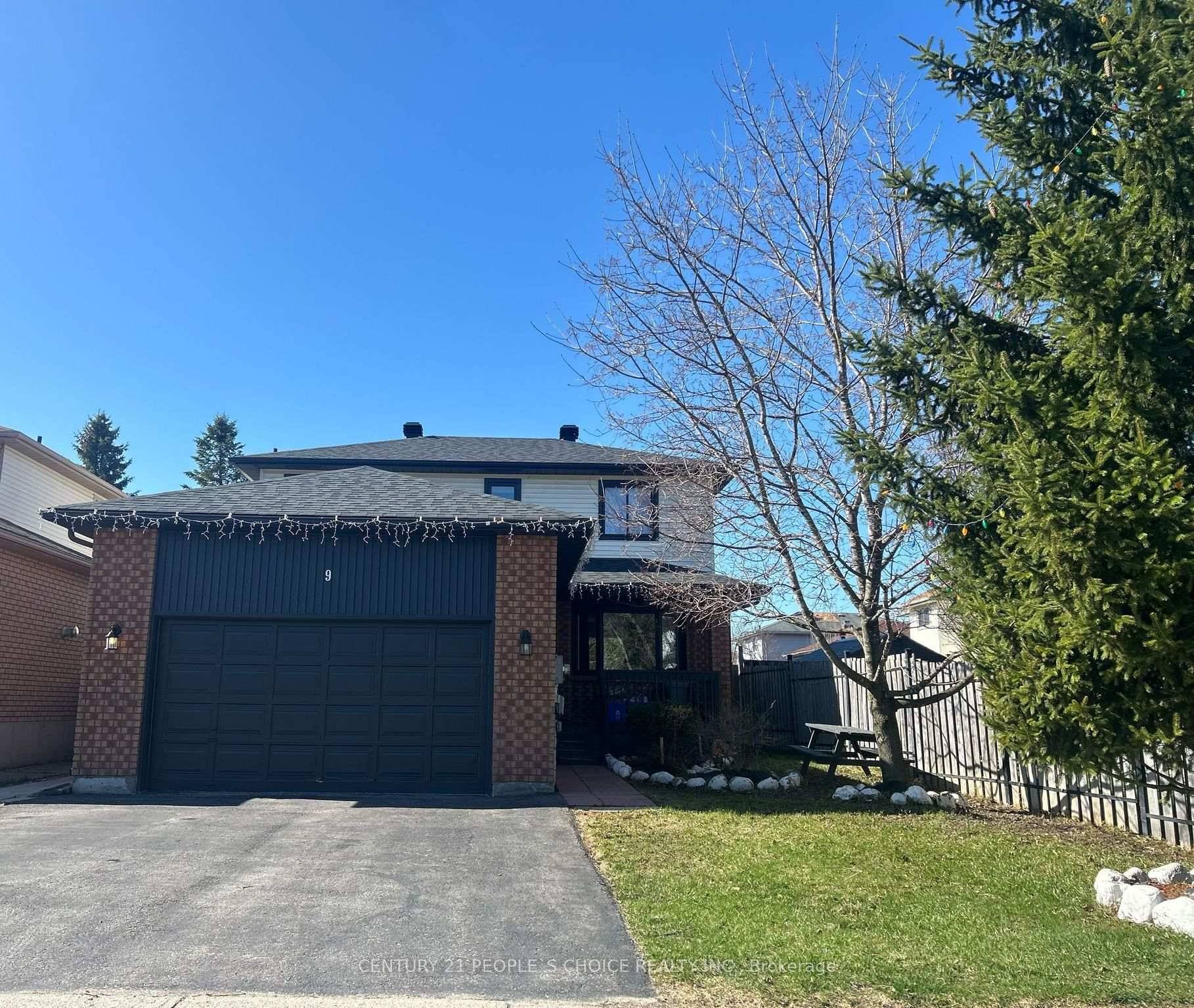 Income Generating Opportunity in Prime Barrie Location !