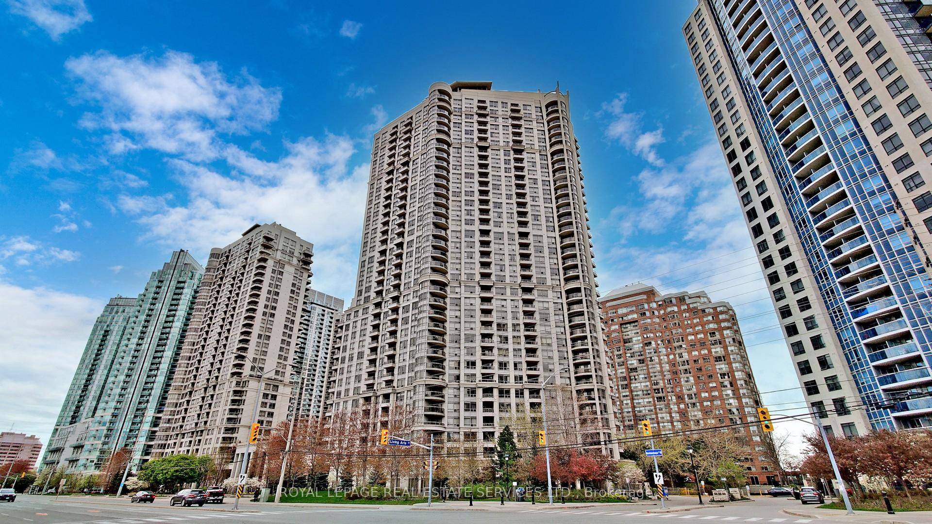 This elegantly furnished two bedroom apartment offers breathtaking, unobstructed lake views and is ideally situated across from the Celebration Center.