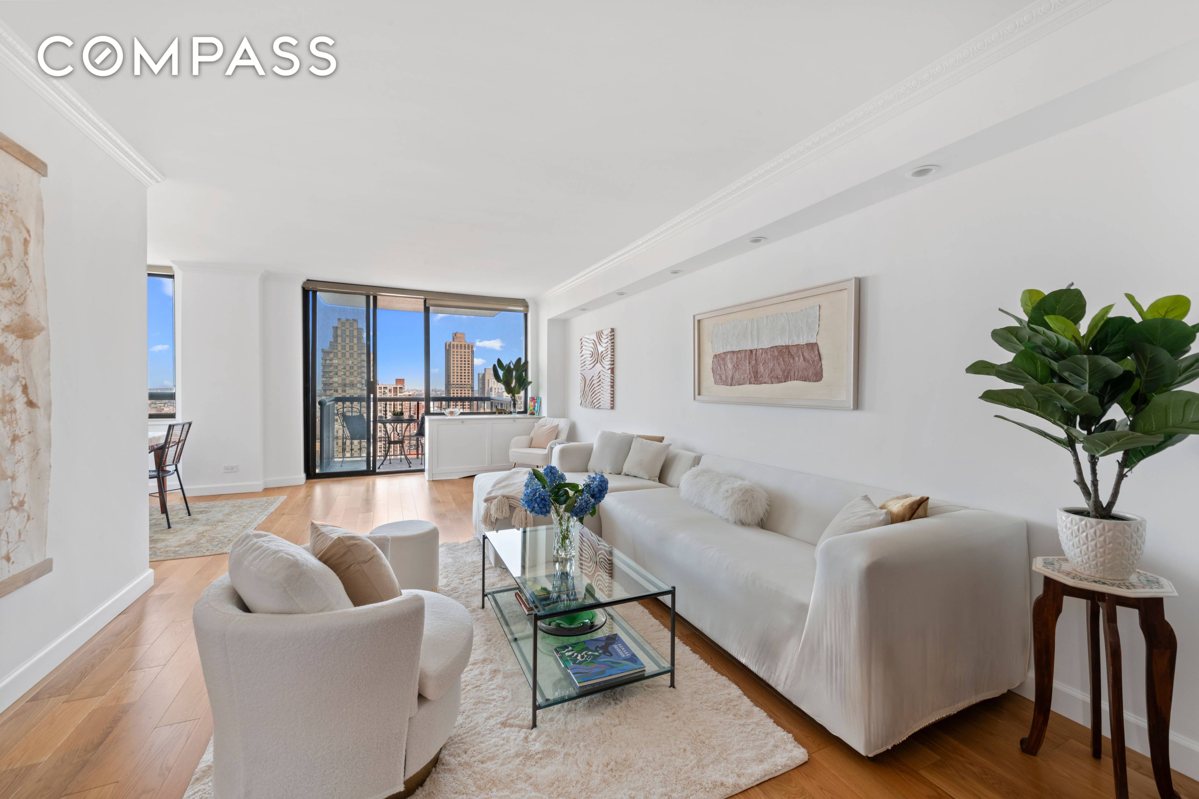 Bright, Spacious amp ; Flexible Convertible 3 Bedroom Corner Condo with Stunning Views !