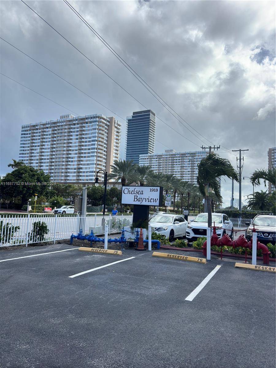 Beautiful 2 2 condo with intracoastal views from the balcony.