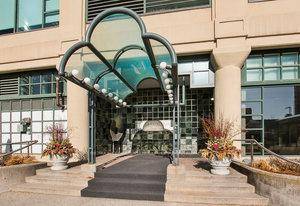 Two bedroom plus den, over 2000 sq ft spacious and lovely light filled layout in Lowrise Prestigious Boutique Building Queens Quay Terminal.