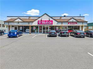 2000 SQFT of prime retail space available on the busy Silas Deane Highway.