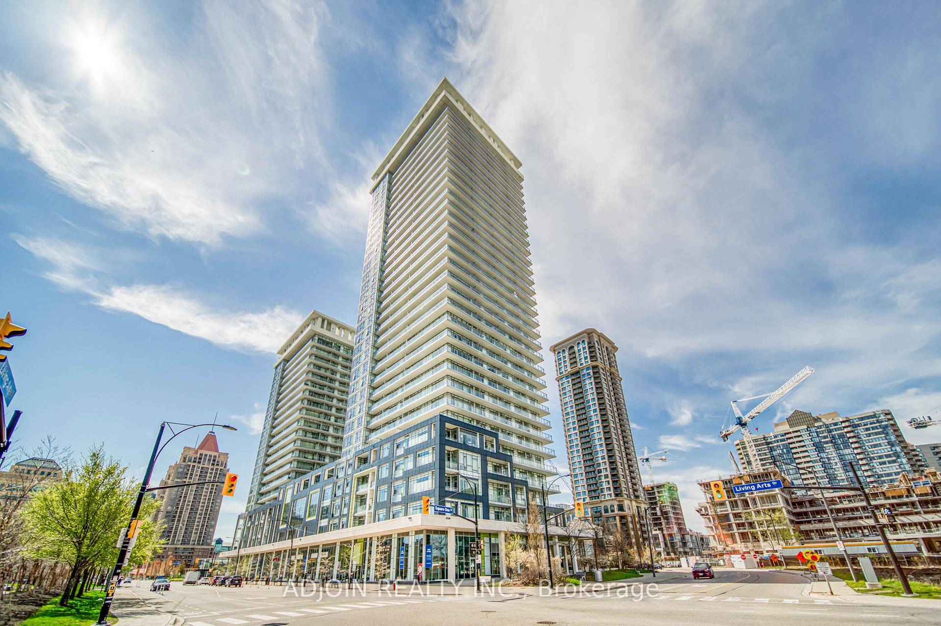 Spacious And Beautiful One Bedroom Plus Media Room Den Unit.
