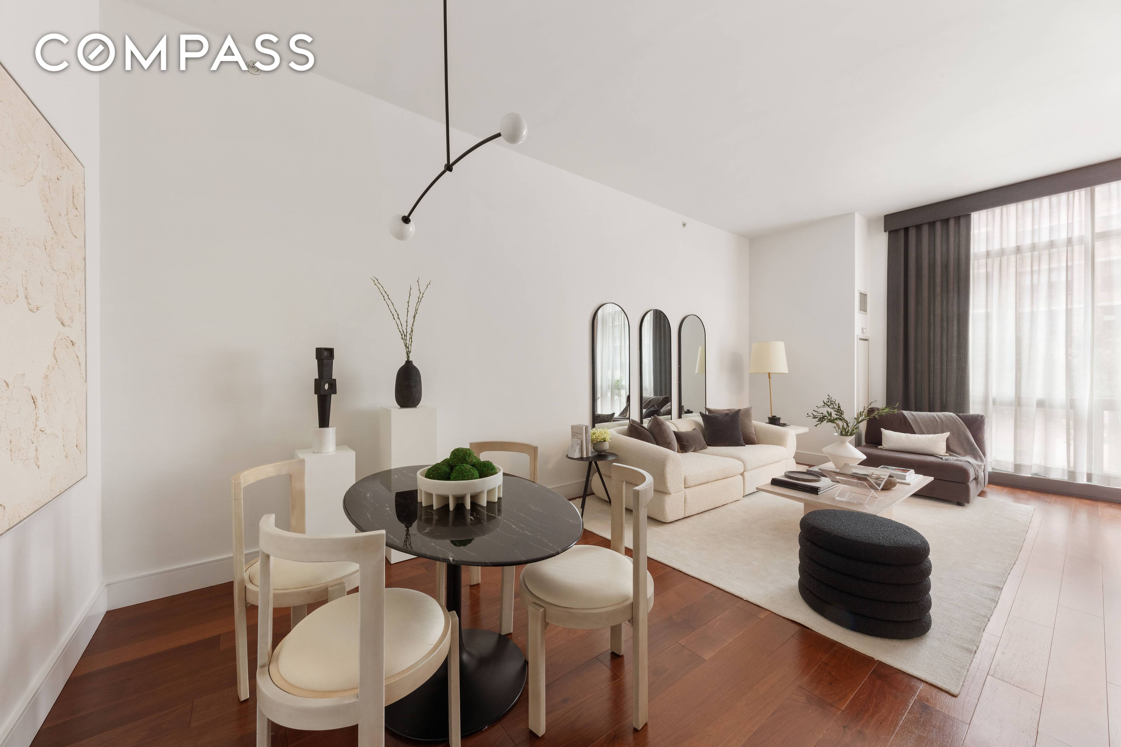 UES Oasis with a 481 SF Private Terrace Welcome home to this full service condominium where indoor elegance meets alfresco living.