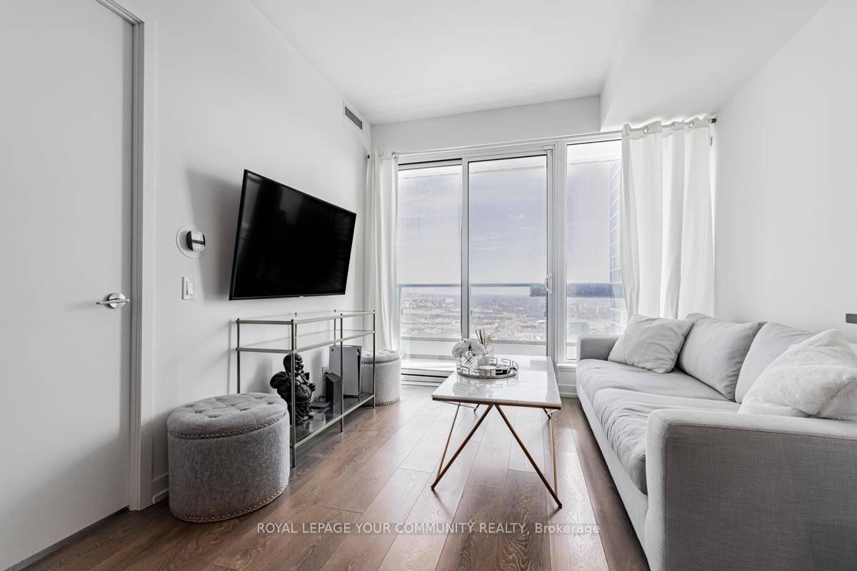 Excellent Unit Located in Heart of Vaughan Metropolitan Centre.