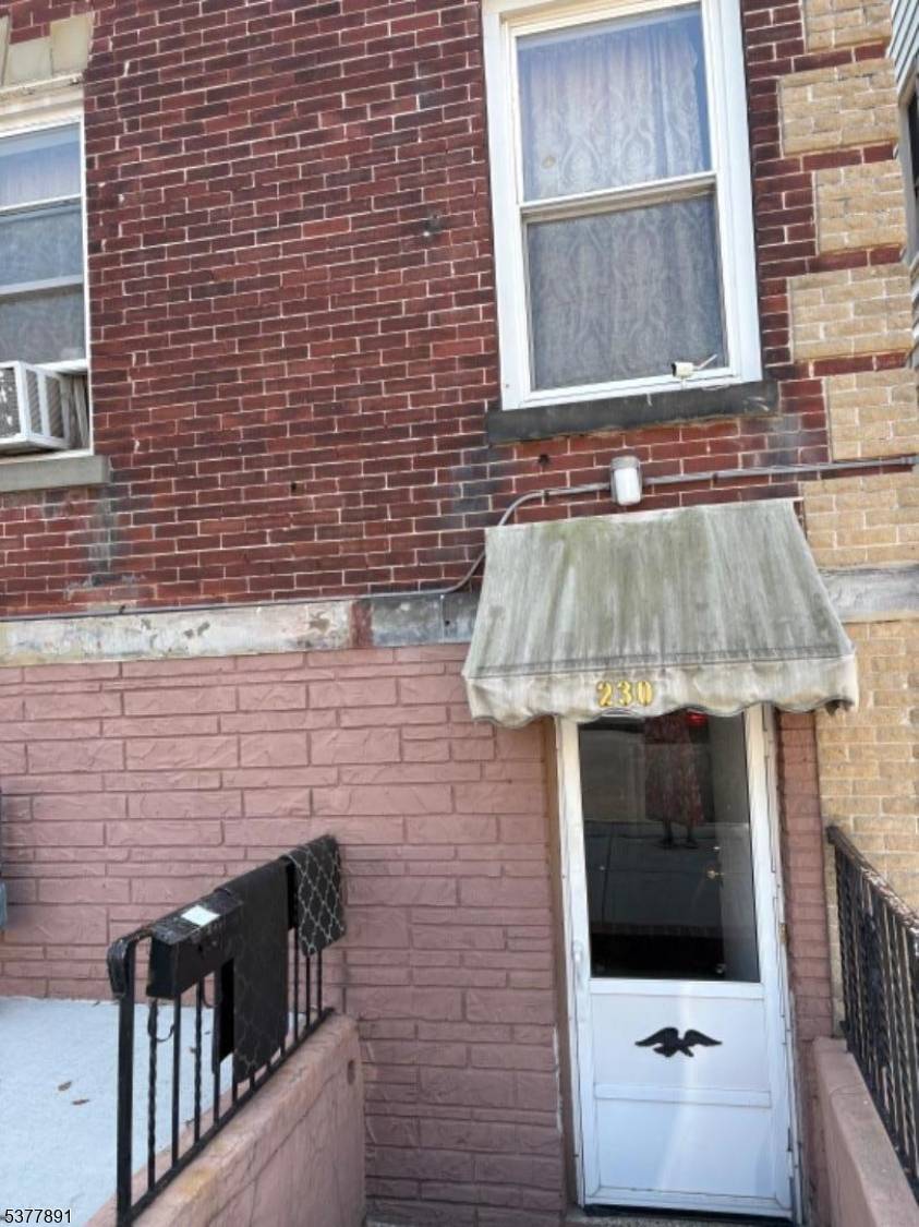 HERE WE GO ! AN AFFORDABLE 3 FAMILY HOME WITH TAXES JUST A BIT OVER 8000 !