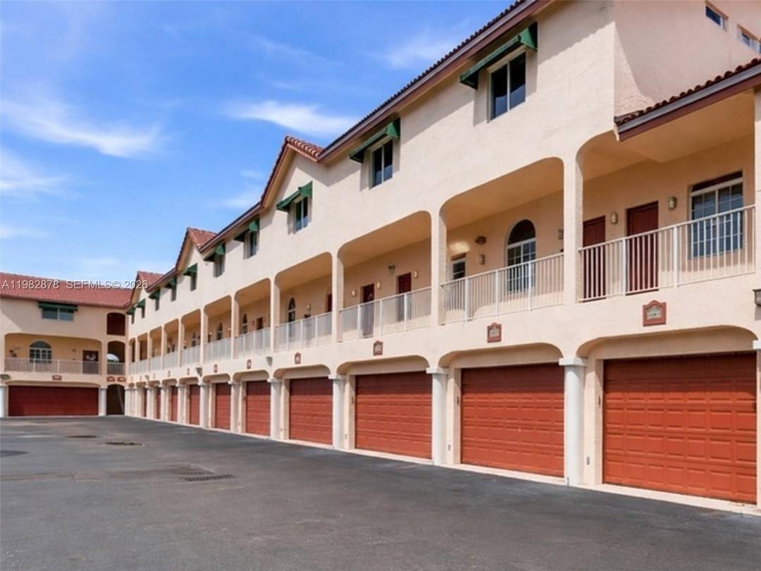 Stunning all ages townhouse East of US 1 that shows like a model.