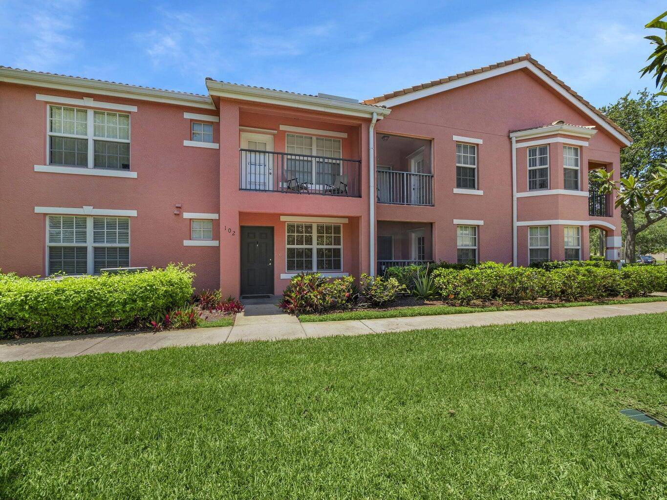 First floor 2 bedroom, 2 bath unit in The Belmont at St.