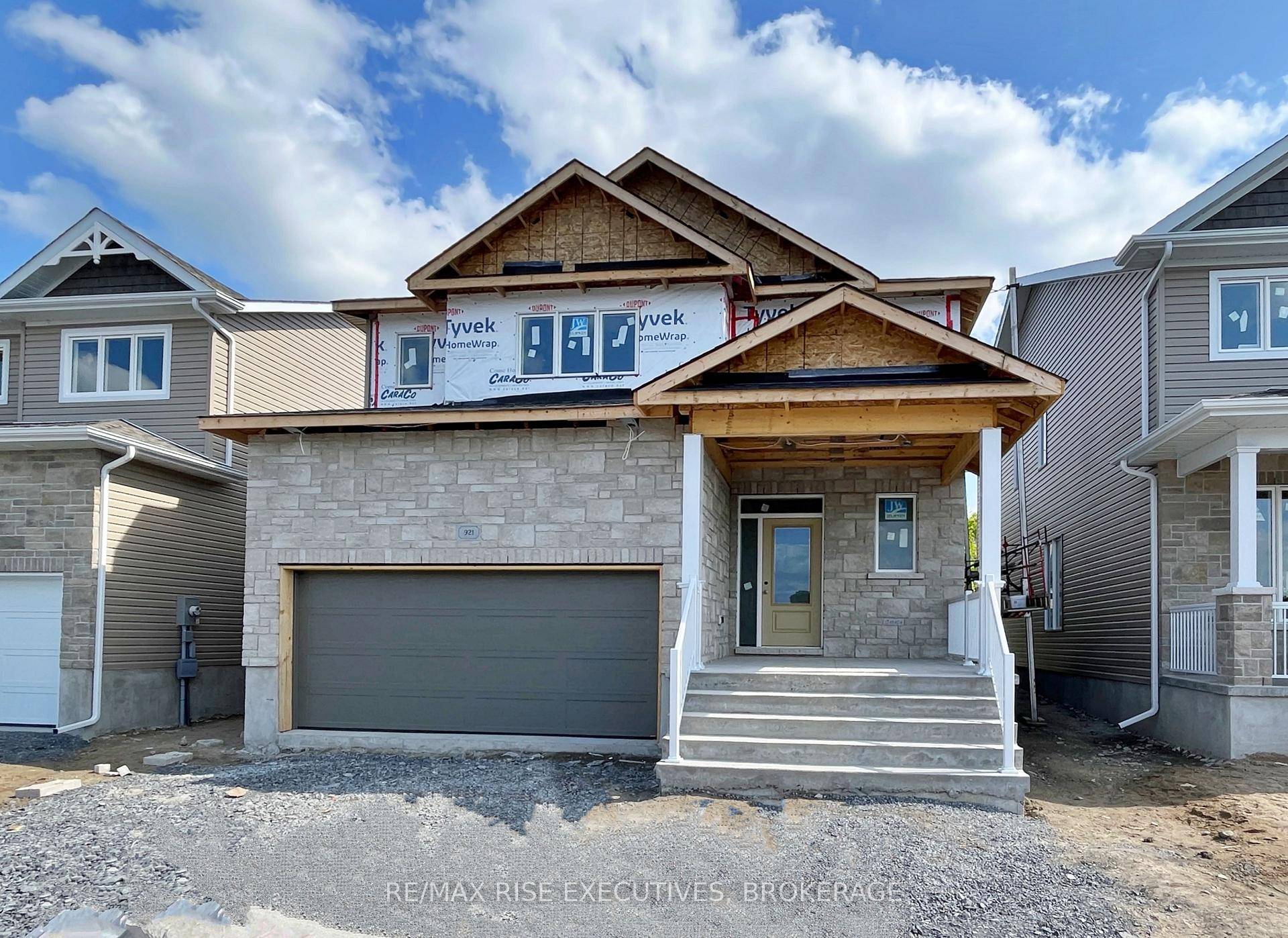 LIMITED TIME OFFER 25, 000 Quick Close Rebate from CaraCo Under construction now, the Parkridge, from CaraCo in Trails Edge.