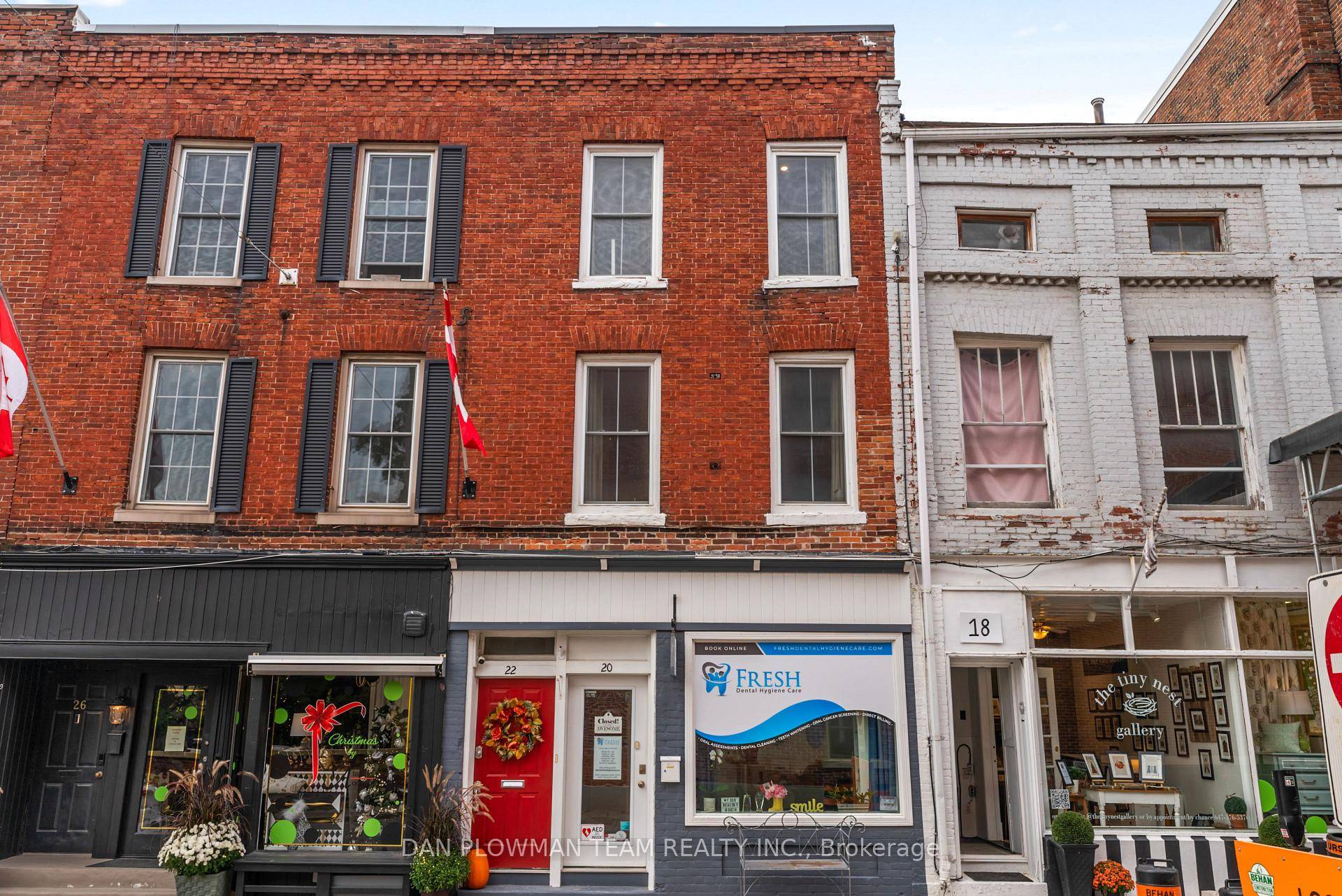 Beautiful 3 Story Building Downtown Historic Port Hope, Steps Away From Shops, The Water And All Local Amenities.