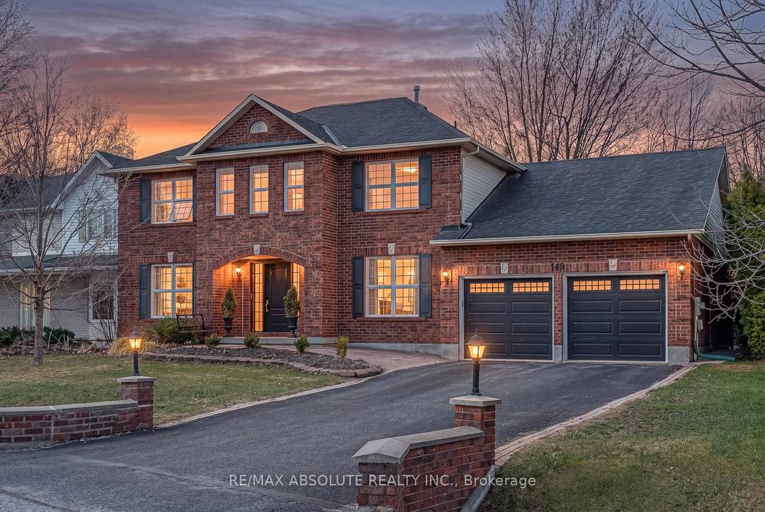 No rear neighbors amp ; a WESTERN exposure !