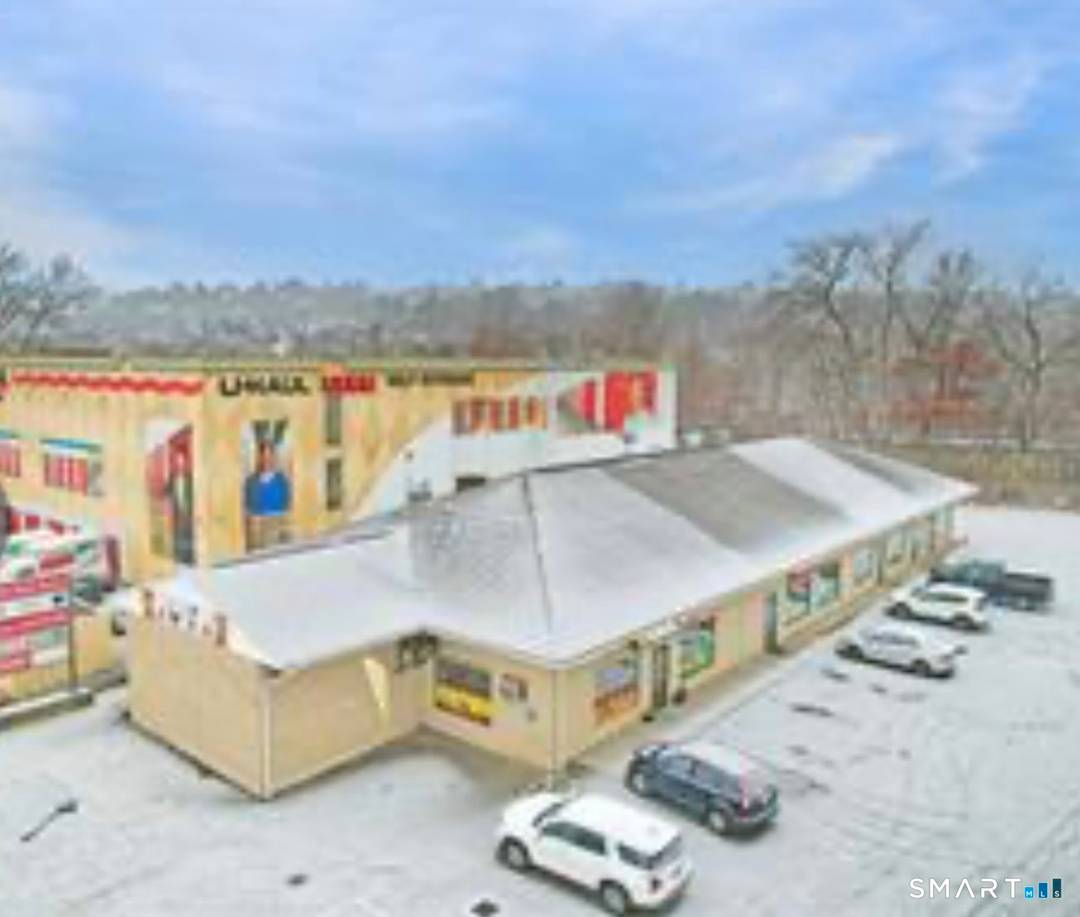 Commercial Investment Opportunity 500 Bank Street, Waterbury, CT.