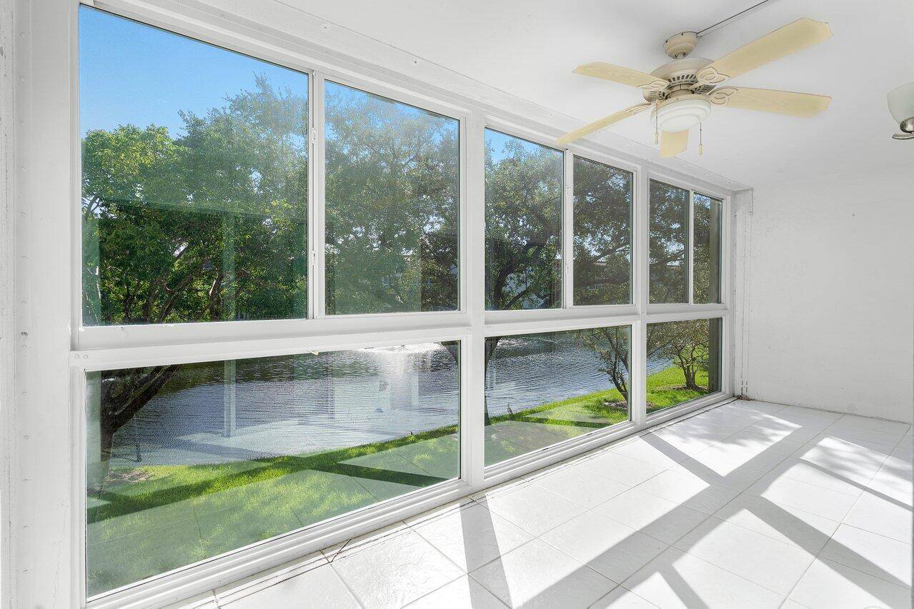 Best priced unit with impact windows !