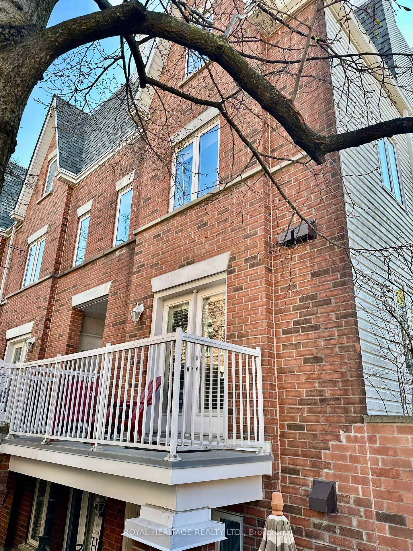 Welcome to 3016 12 Sudbury Street.