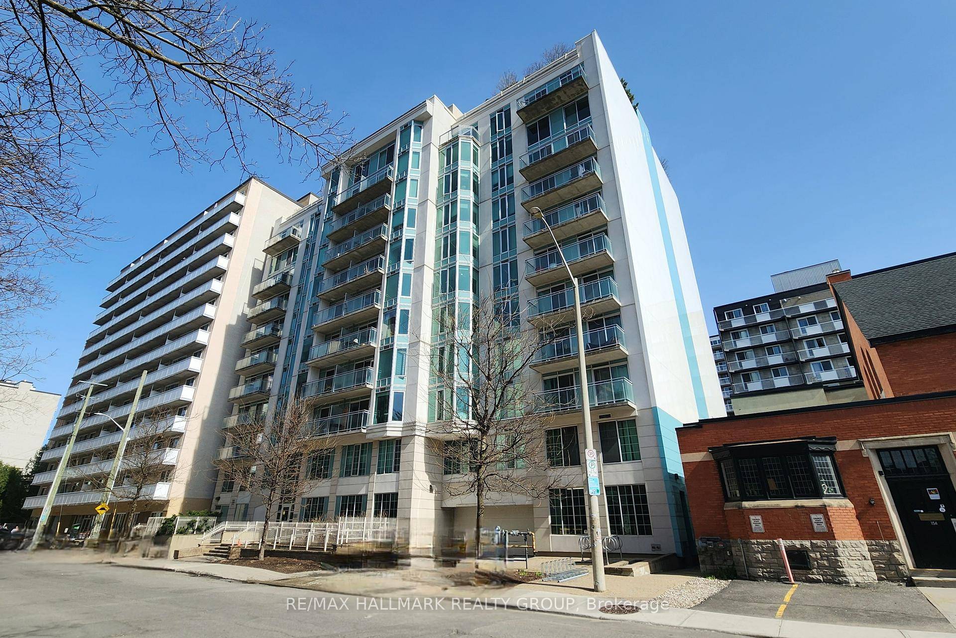 The best of city living in Ottawa's Golden Triangle !