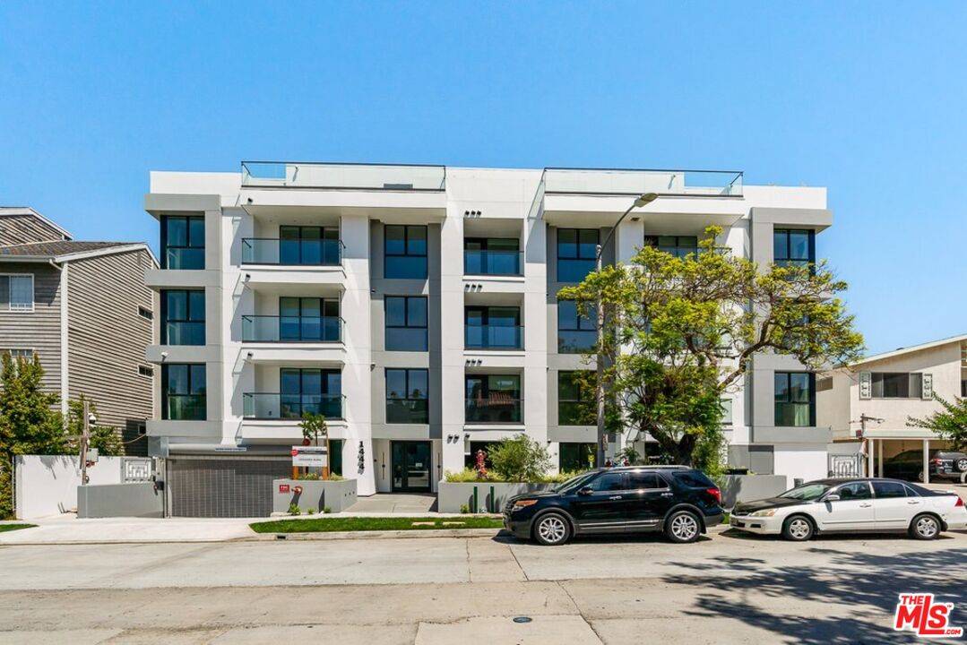1444 Rexford Dr 1BR Beverlywood La