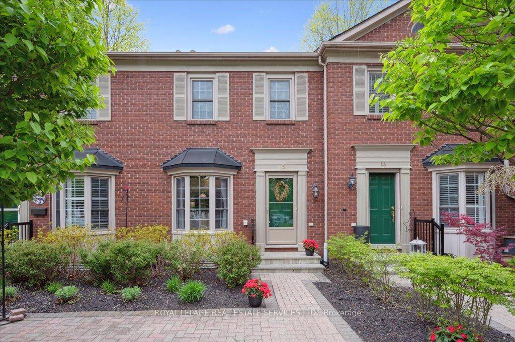 Welcome to this immaculately maintained bungaloft townhome, ideally located just three blocks from the shores of Lake Ontario and the vibrant heart of Downtown Burlington.