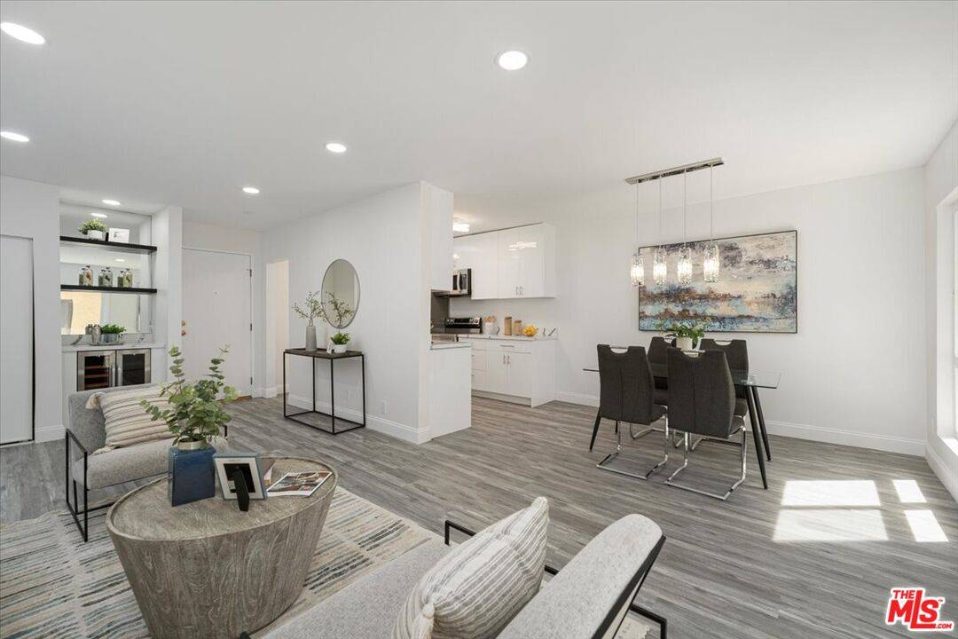 1750   Camino Palmero St 1BR Hollywood Hills East La