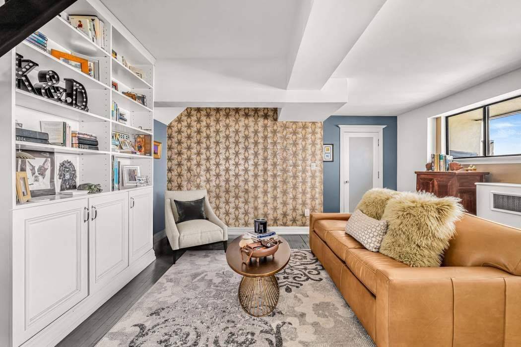 For the first time in nearly 30 years, the iconic penthouse at 75 Livingston Street is back on the market !