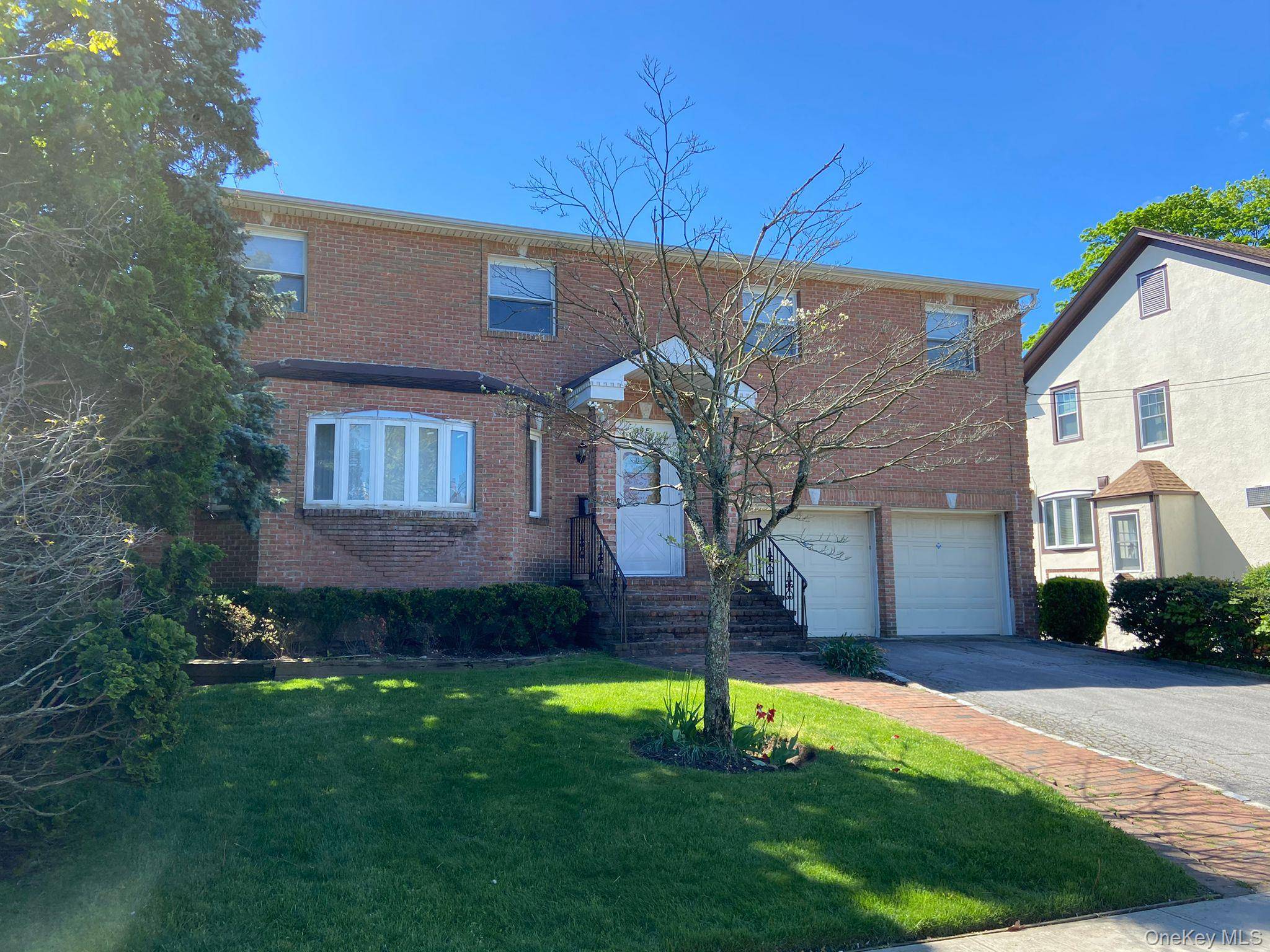 Renovated and clean 4 bedroom, 2.