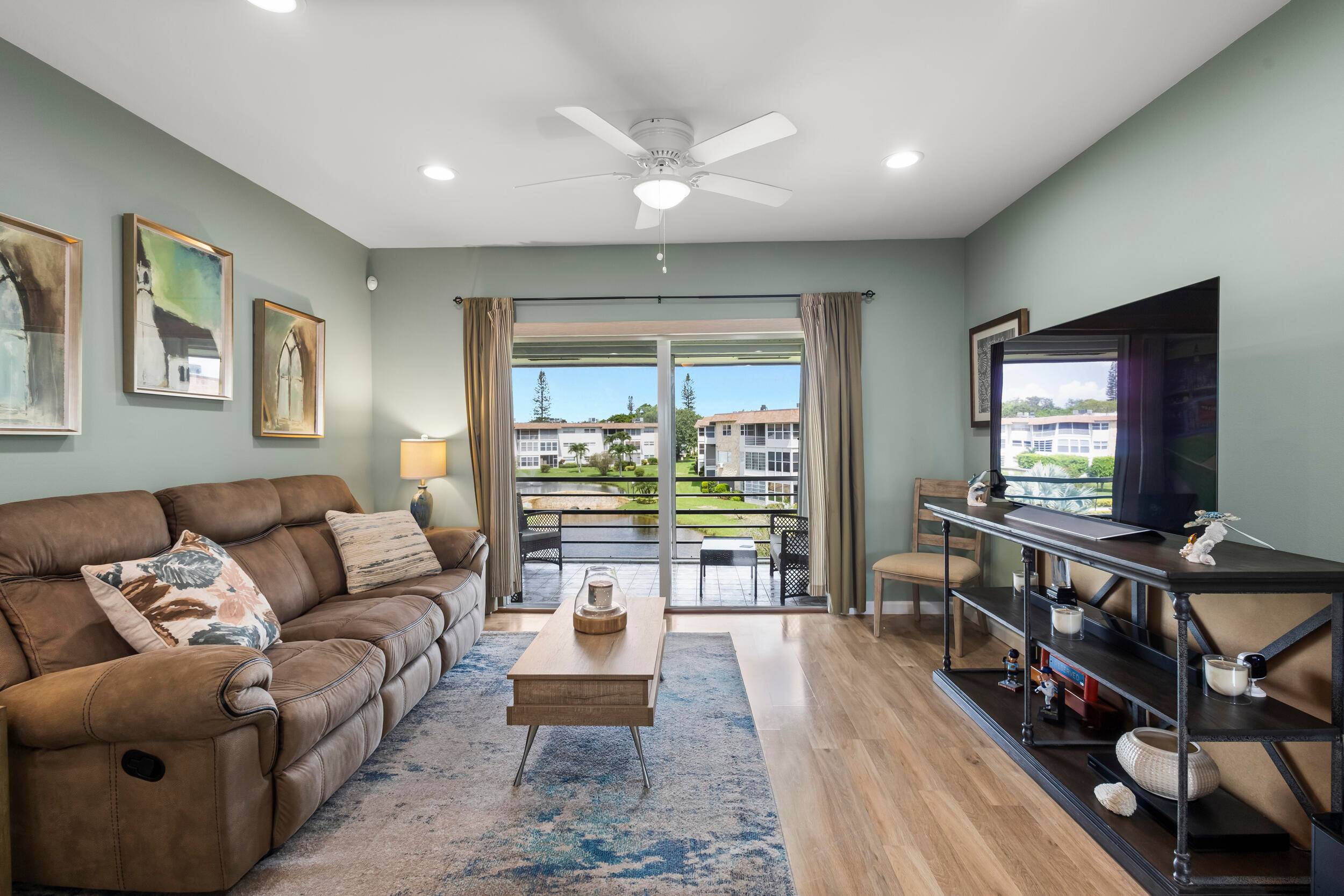 Big Price Reduction ! Seller is motivated !