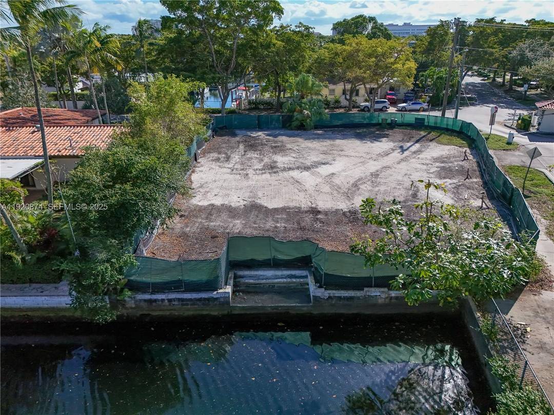 Build Your Dream Waterfront Home in Keystone Point Islands !