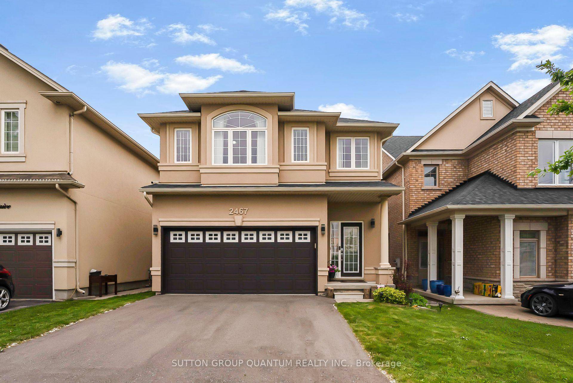 Beautifully Maintained 4 Bed, 3 Bath Fernbrook Built Home, Nestled on a Quiet Cul de sac in the Very Desired Neighborhood of West Oak in Oakville, Close to Millstone Park ...