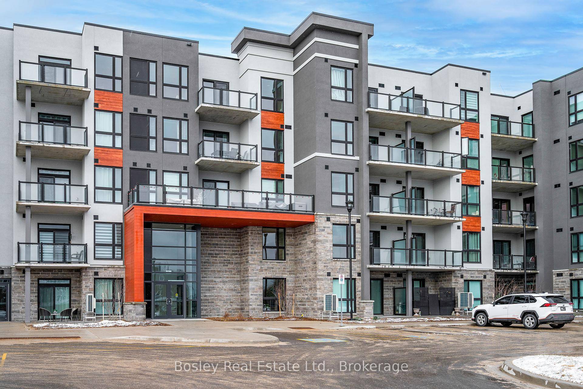 Welcome to Royal Windsor, the newest gem in the charming Balmoral Village, located in the heart of Collingwood.