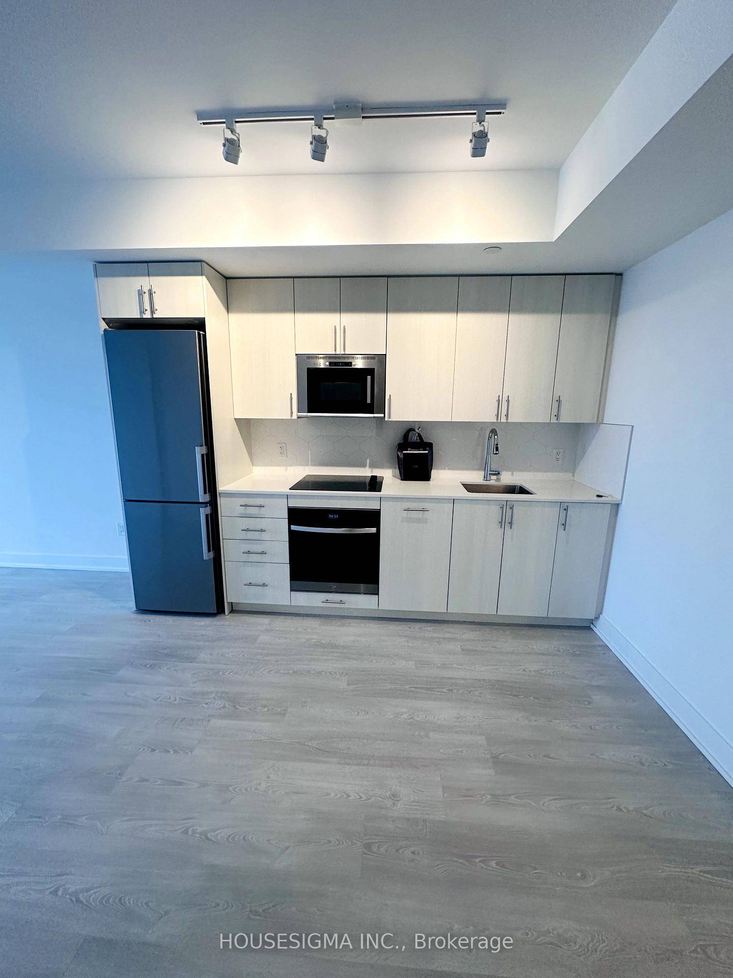 Brand new never lived in 1 bedroom plus den.