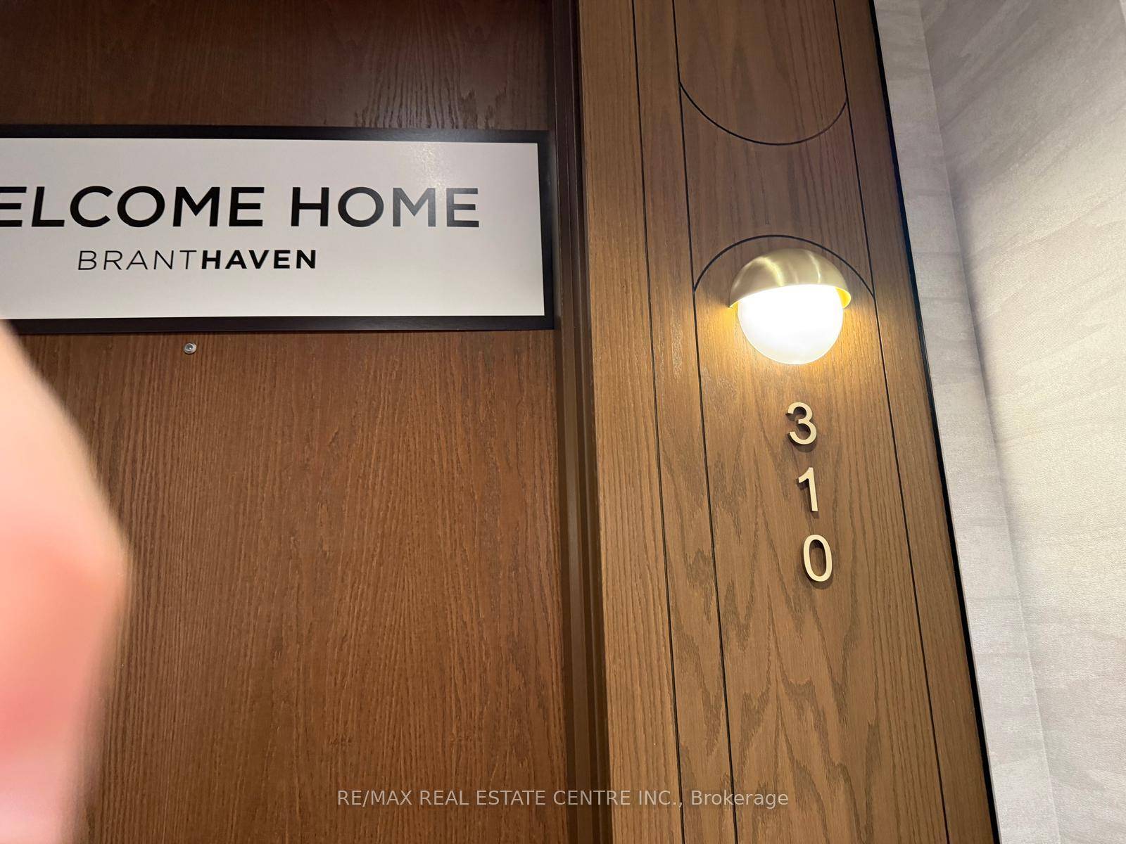 Welcome to this luxurious brand new 2 bedroom, 2 bathroom condo at The Greenwich Condos in Oakville by Branthaven Homes.