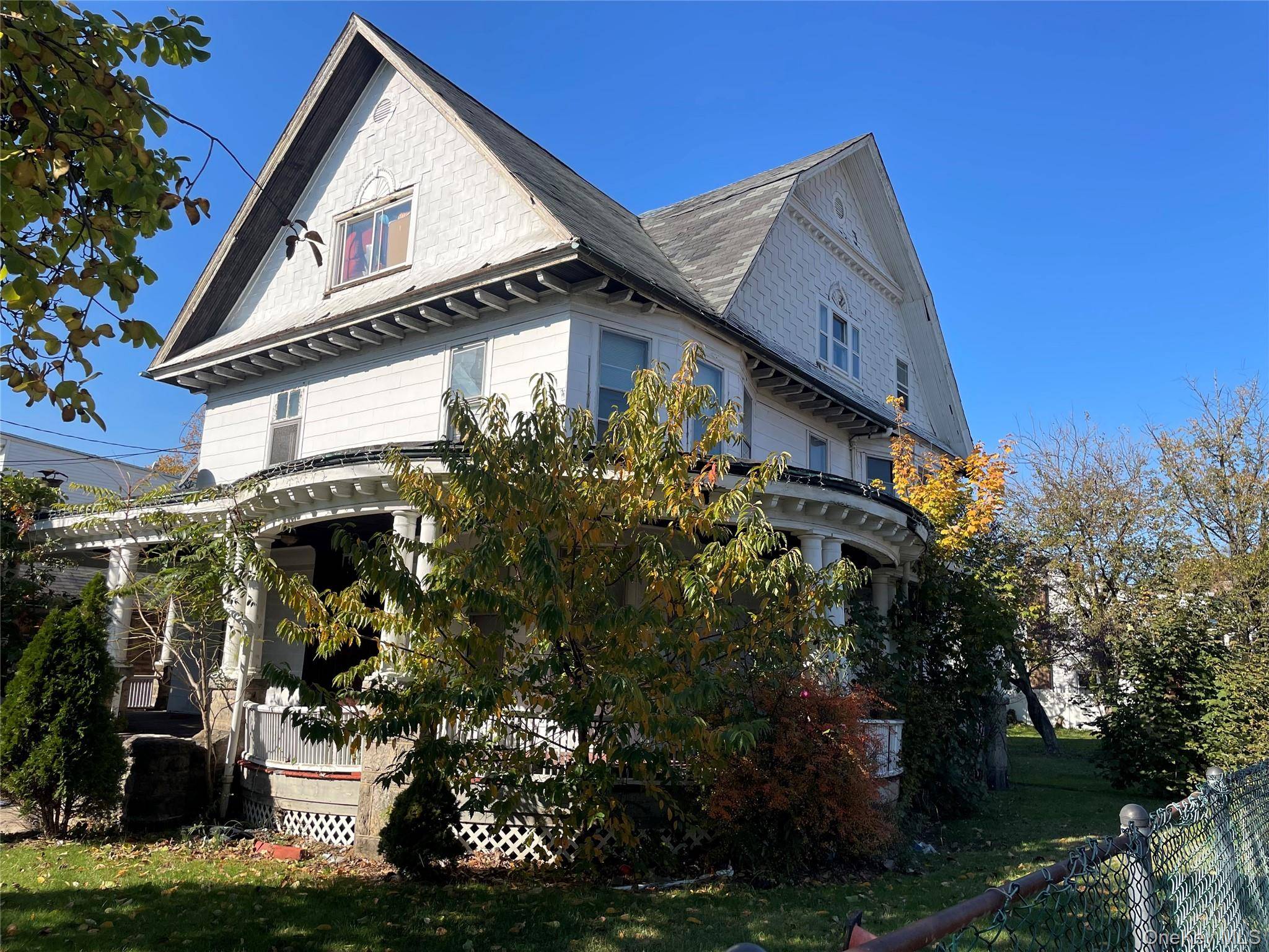 Single Family in the heart of Park Hill Yonkers, A Zoning.